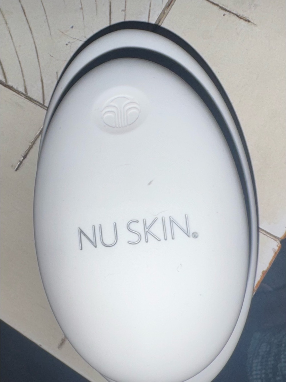 Nu Skin Renew Spa w/ Conductive Cream. No box or directions. NEVER USED White